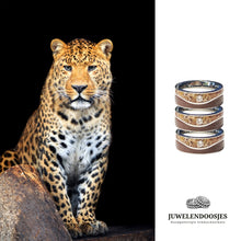 Lade das Bild in den Galerie-Viewer, Handgefertigter Ring mit Schmuckkeramik &quot;Wave Leopard Love&quot;
